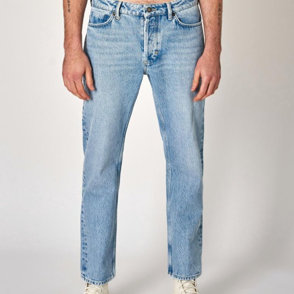 Neuw Ray Straight Trampled Jeans, NWT